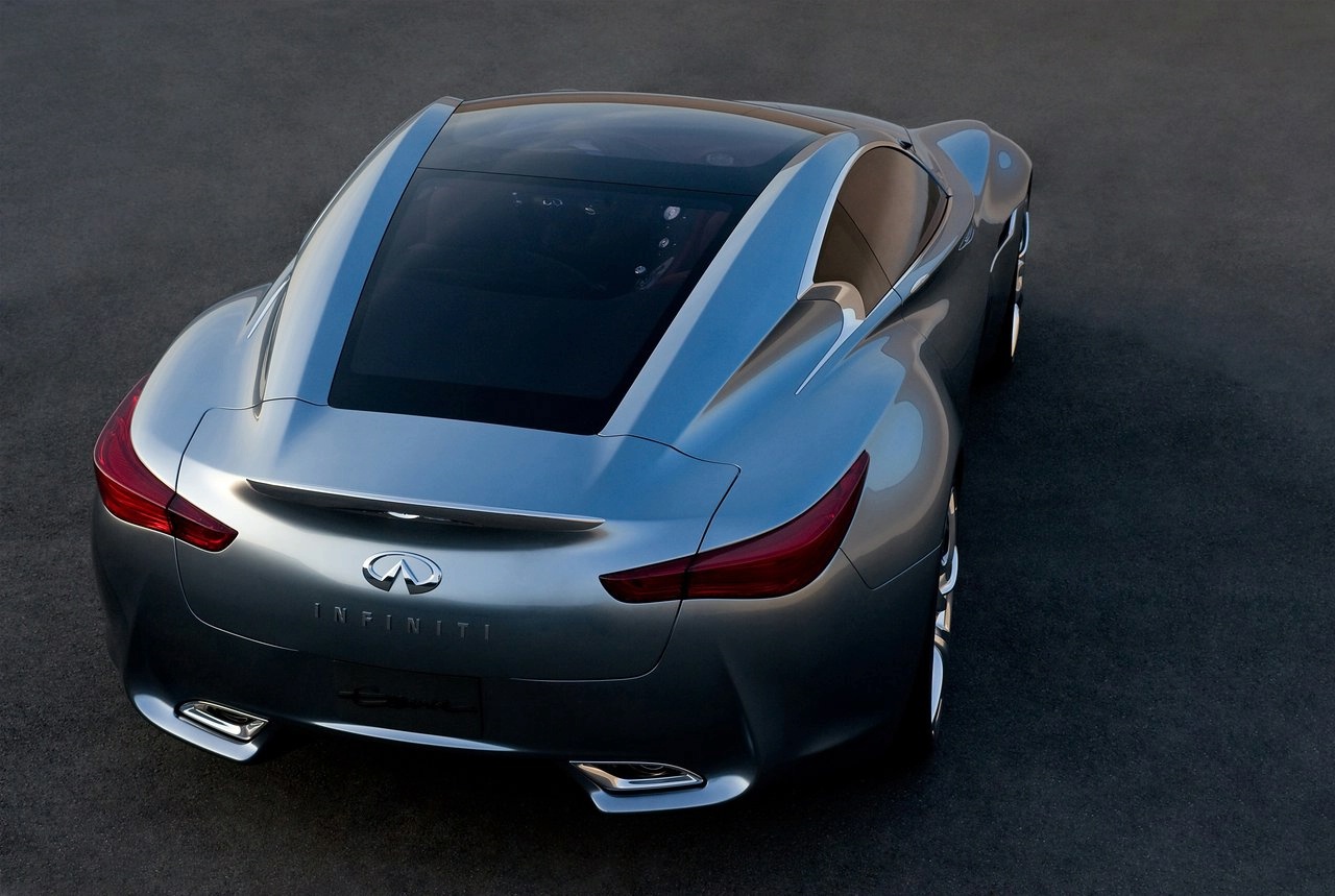 Infiniti Essence Concept