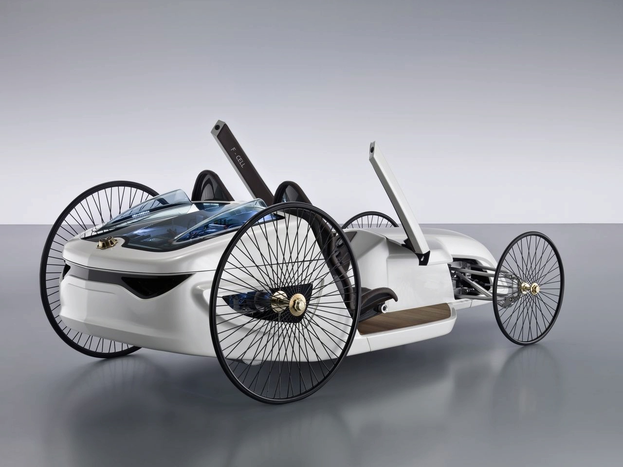 Mercedes-Benz F-CELL Roadster concept