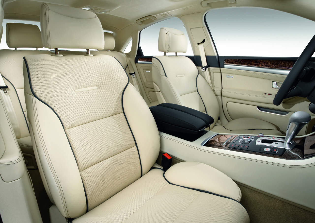 Audi A8 Comfort Plus и Sport Plus Style