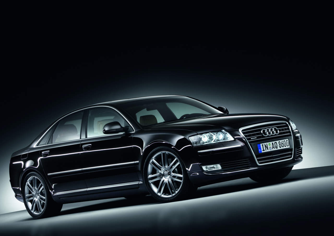 Audi A8 Comfort Plus и Sport Plus Style