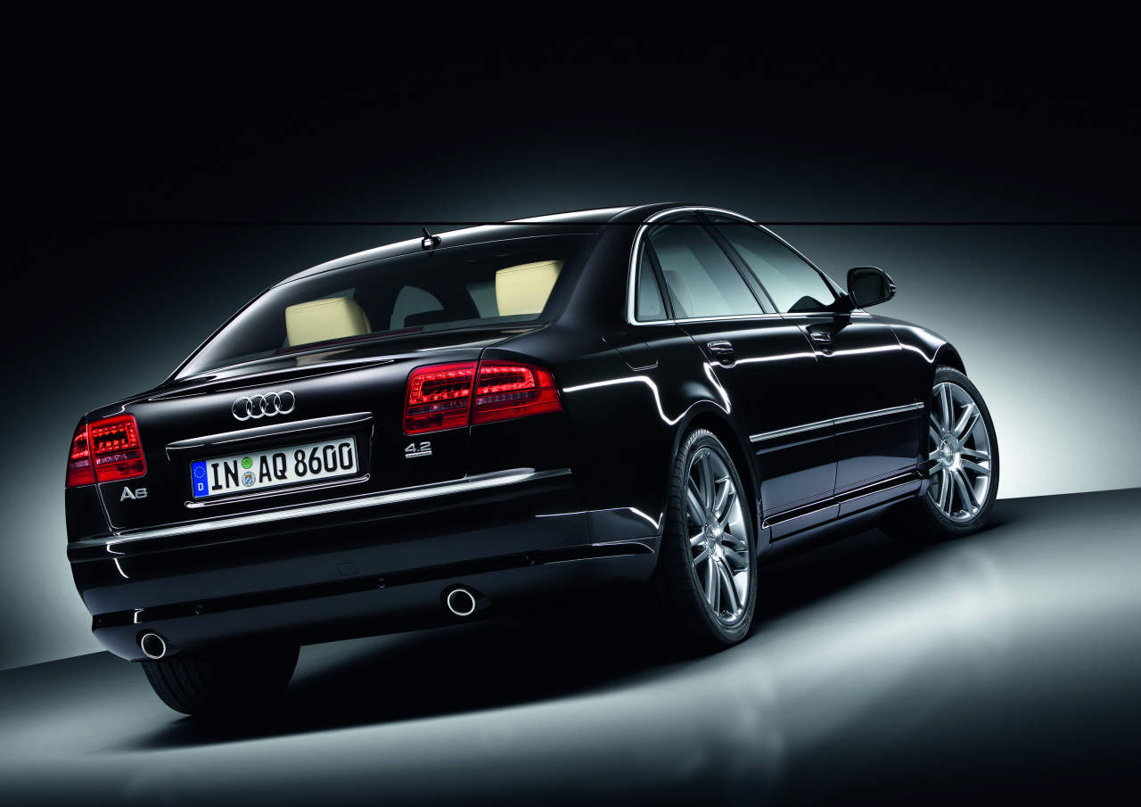 Audi A8 Comfort Plus и Sport Plus Style