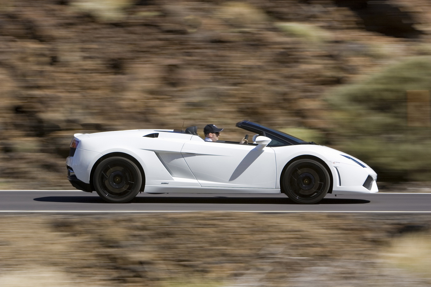 Lamborghini Gallardo LP560-4 Spyder (нови снимки)