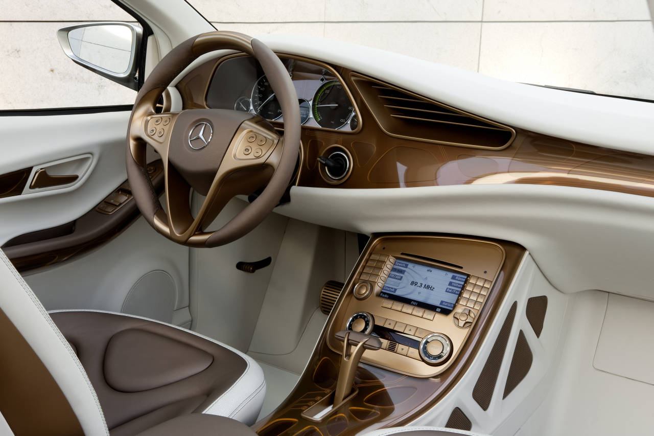 Mercedes BlueZERO E-Cell Plus Concept