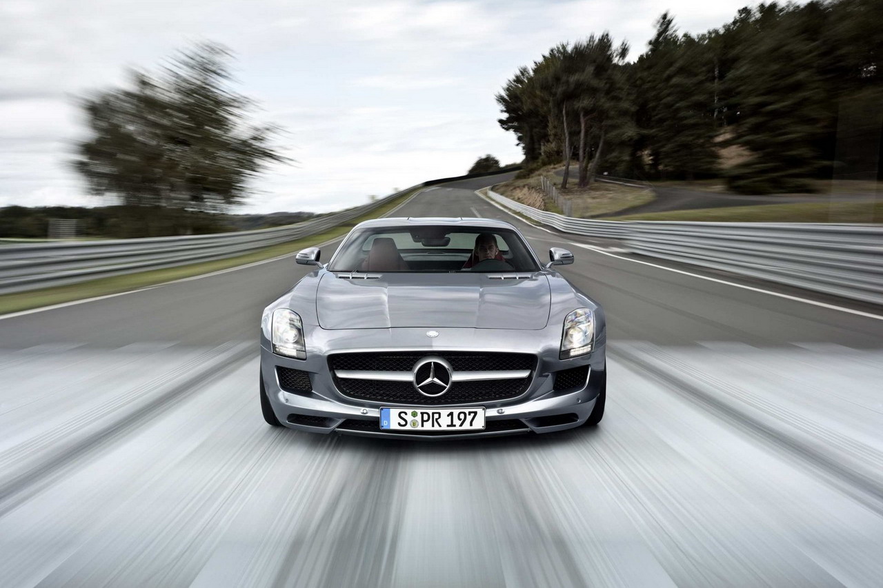 Mercedes SLS AMG Gullwing