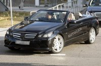 Mercedes E-Class Cabrio заснет по време на финални тестове