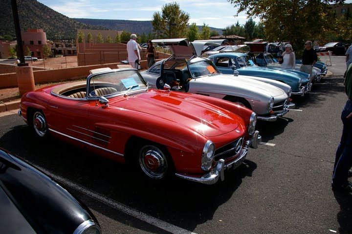 Сбирка на фенове на Mercedes 300 SL