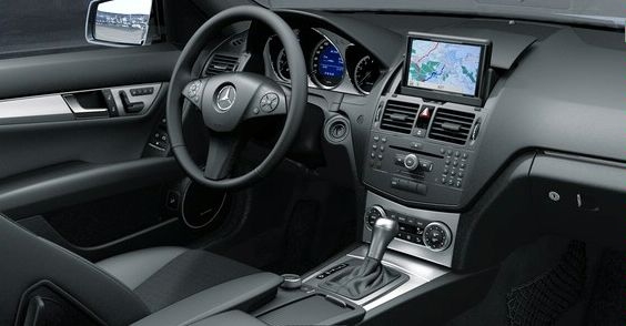 Mercedes C-Class 2010 (първи снимки)