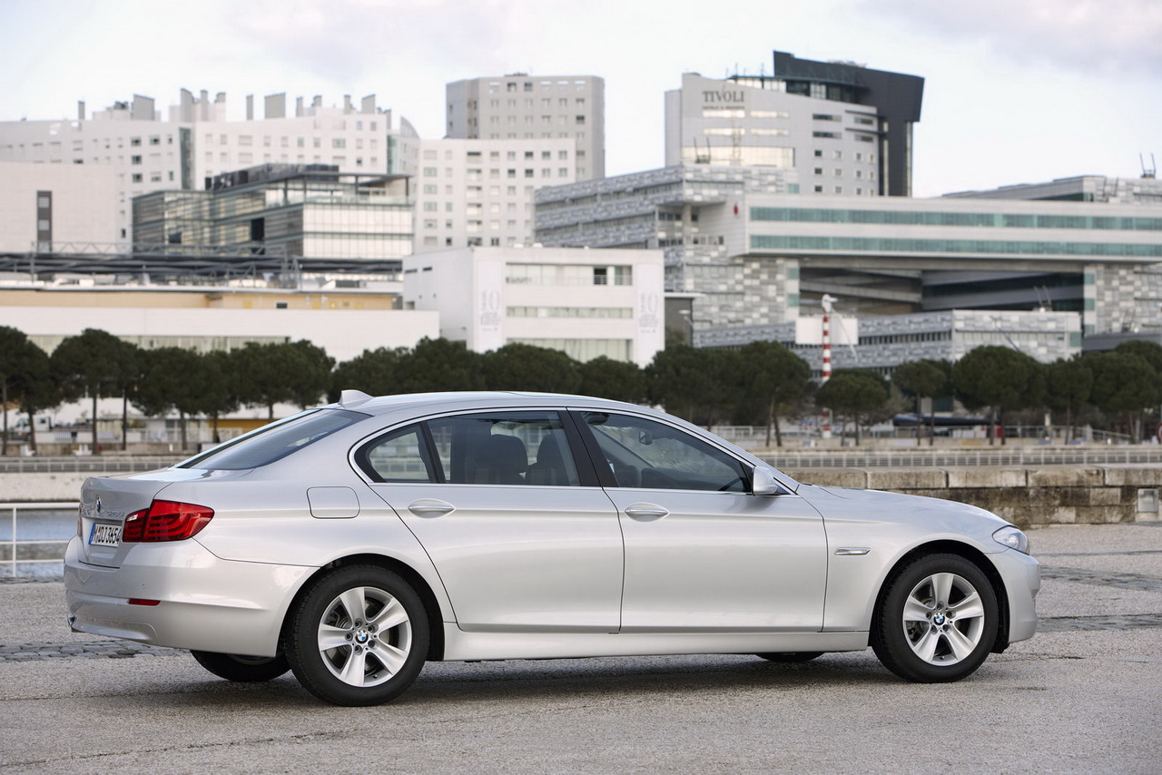 BMW 5-Series LWB