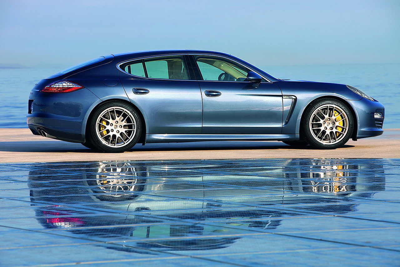 Porsche Panamera 2011