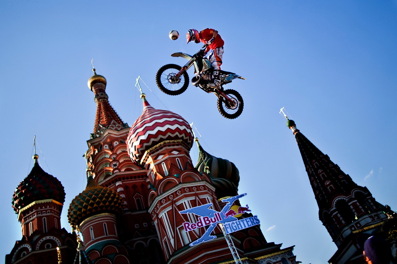 Red Bull X-Fighters (Москва 2010)