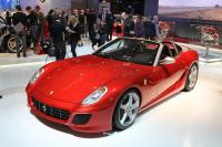 Париж 2010: Ferrari SA Aperta