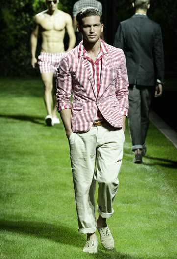 Модни мъжки дрехи