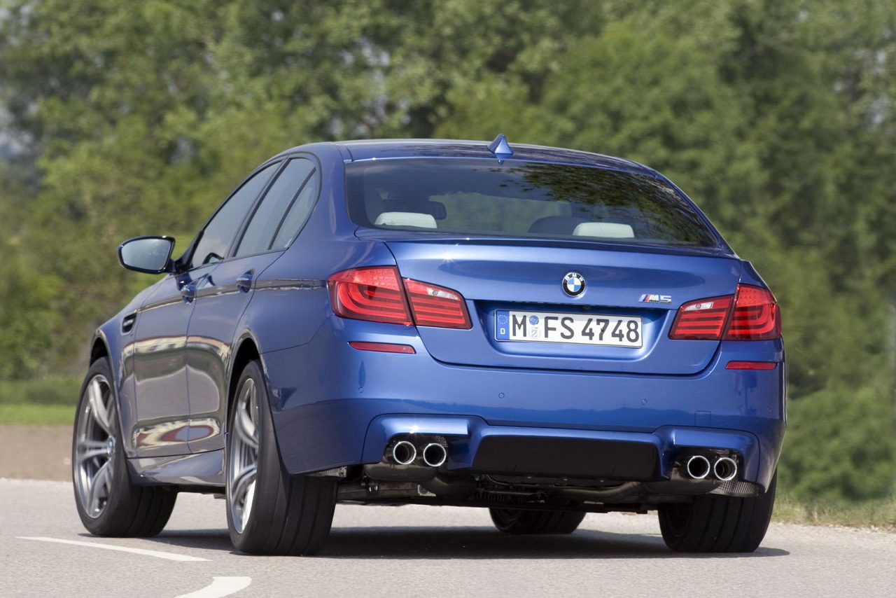 BMW M5 2012