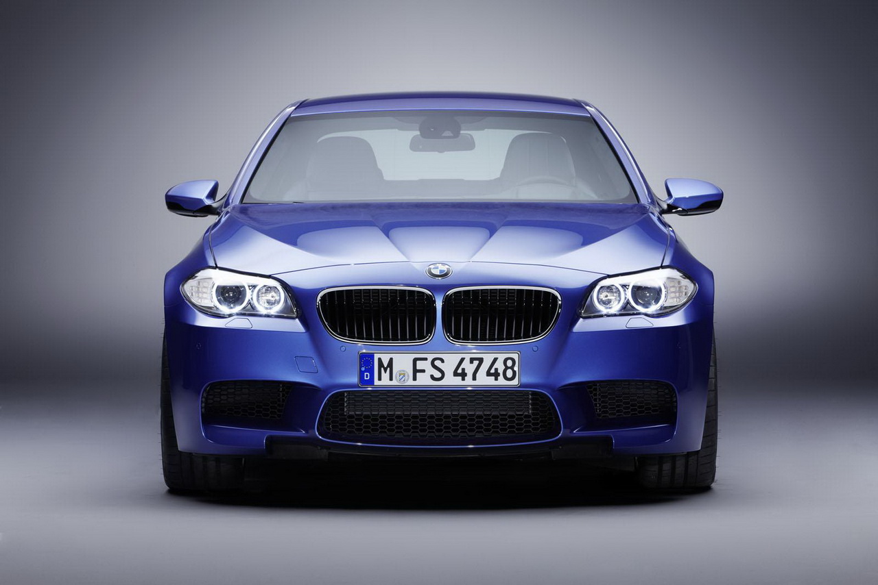 BMW M5 2012