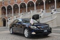 Lexus показа лимузината за сватбата на принц Албер Втори 