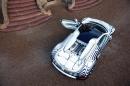 Bugatti показа порцелановия Veyron Grand Sport L’Or Blanc